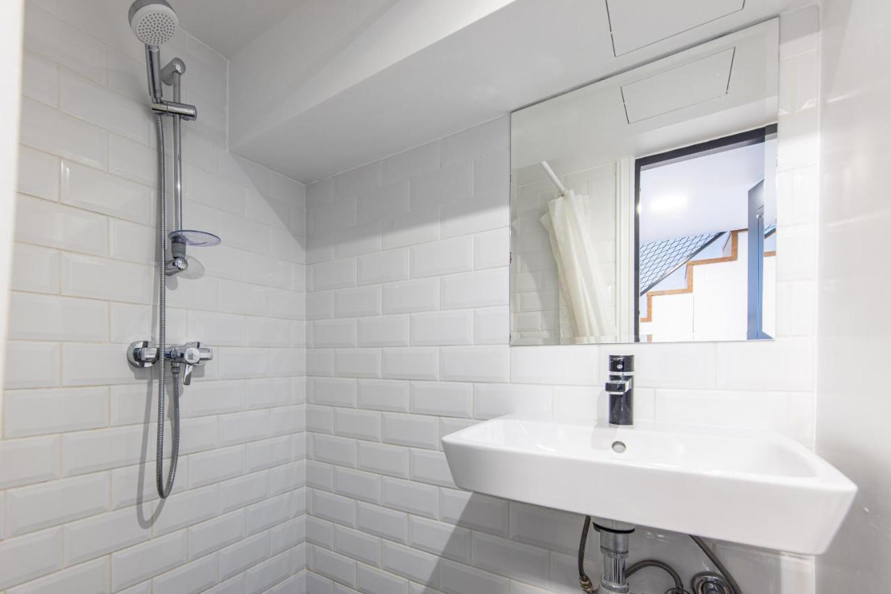Two-story Loft 15 *